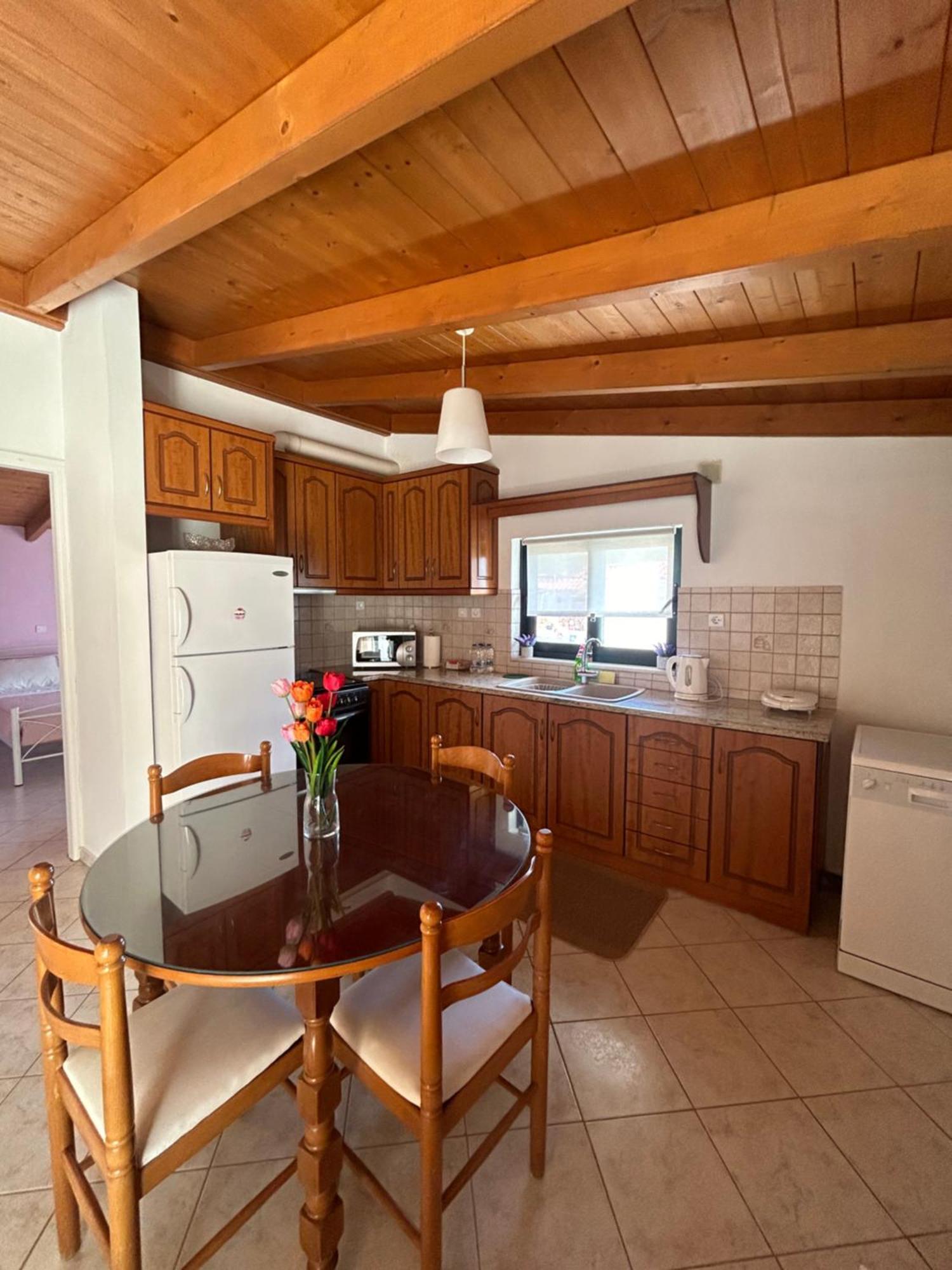 Lena S Apartment Nafpaktos Dış mekan fotoğraf