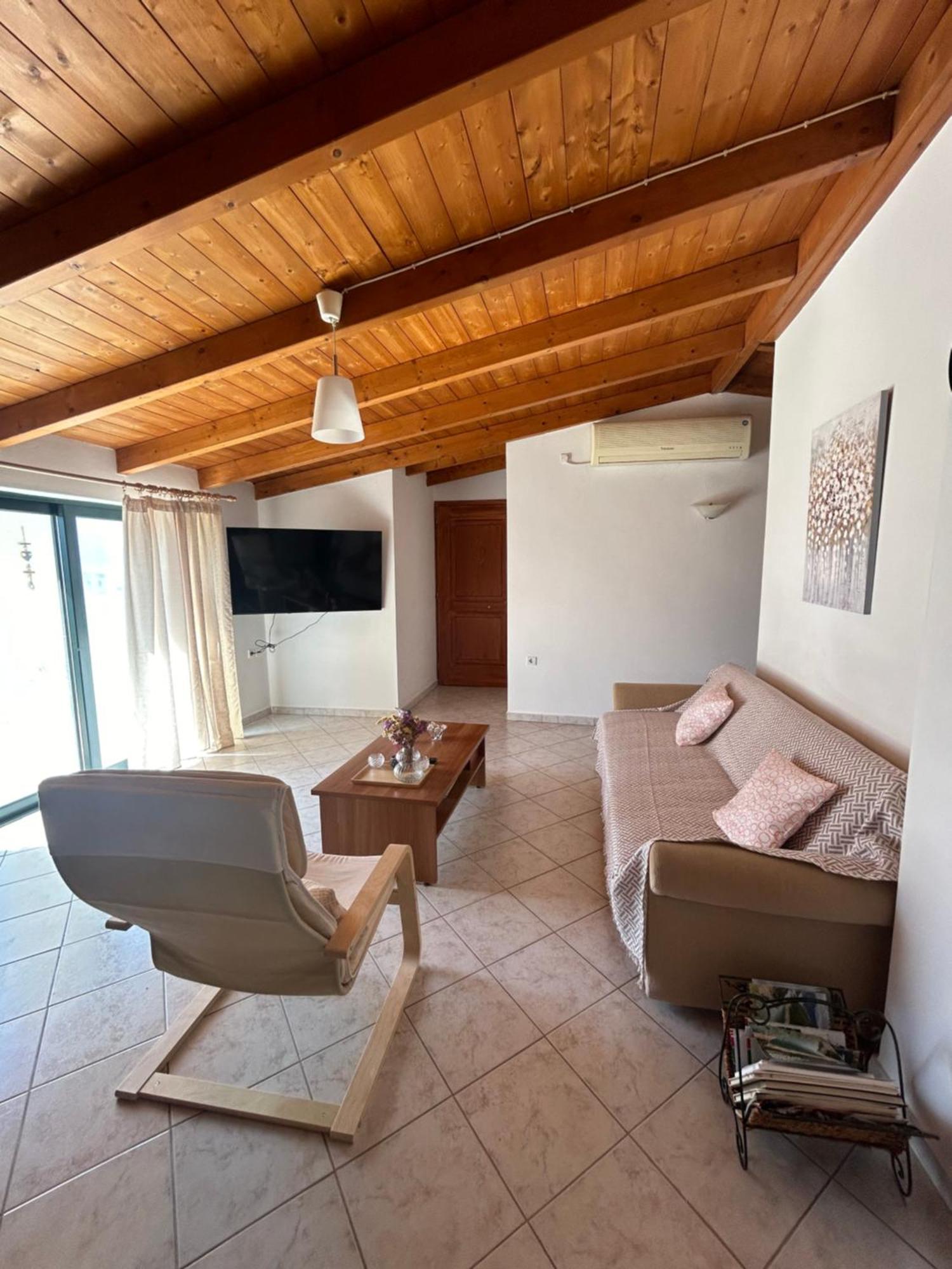 Lena S Apartment Nafpaktos Dış mekan fotoğraf